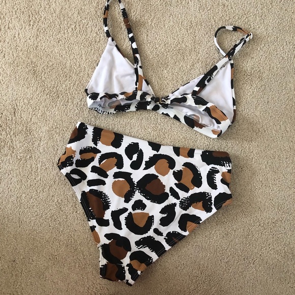 Leopard Bikini - Picture 2 of 2
